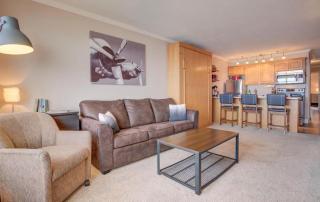 Luxurious Oceanfront Suite - Sleeps 6 - Second Floor - Pool and Sauna - 3