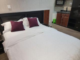 House 44, The Caesar's Hotel and Apartment - Ikeja - 8
