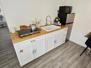 Stylish & Newly-Renovated Suites near Las Olas - Fort Lauderdale - 9