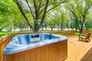 Pets Welcome Riverfront Getaway in Colonial Beach - Colonial Beach - 9