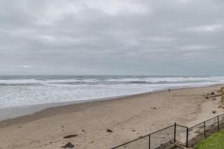 Gorgeous Beachfront Suite On Second Floor - Sleeps 4 - Pool and Sauna - 1