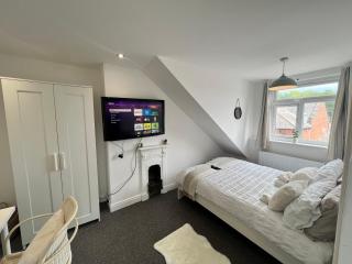 The bluebird bed and breakfast - Headingley - 5
