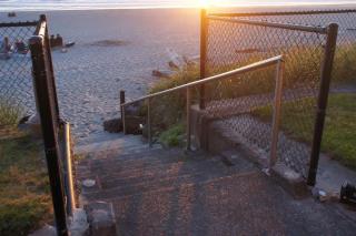 Retro Oceanfront Suite - Pool and Sauna - Second Floor - Sleeps 4 - 2