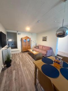 2 bedroom apartment! - Hafnarfjördur - 2