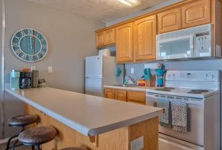Modern Beachfront Suite - Pool and Sauna - Second Floor - Sleeps 4 - 5