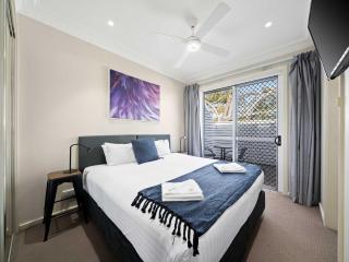 Prickly Pear Stays in Mayfield - - 4