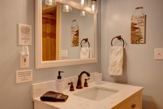 Secluded 2br Cabin W Hot Tub, Pond, Trails, Wifi - - 4