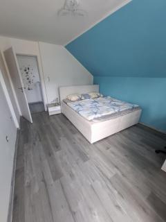 Rodinný dům v klidném prostředí - 8