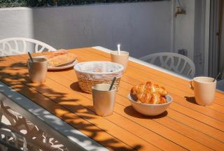 Modern 3BR with Patio, Walk to Beach and Croisette - 8