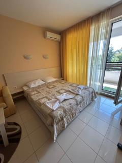 Harmony Hills Tomovi Apartament F43 - Rogachevo - 5