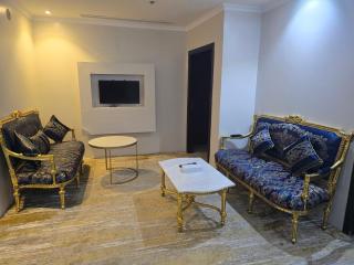 Cloud Dream Hotel Suites - 1
