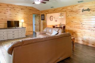 Emory Escape with Pond Access Less Than 13 Mi to Lake! - 7