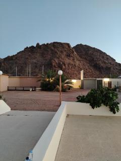 منتجع أوكتال Octal - 9