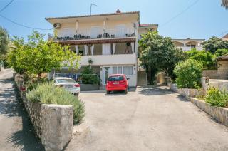 Apartments with parking space Okrug Gornji, Ciovo - 23007 - 4