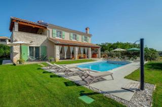 Holiday home in Srebrnici - Istrien 52057 - Štuti - 1