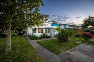 Walk to Downtown! 3BR with Hot Tub and Games - St. Augustine - 8