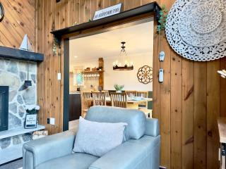 Italy Inspired Lakeview Chalet with Hot Tub - 3