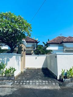 Villa Aluh Lovina - Lovina - 2