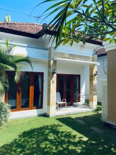Villa Aluh Lovina - Lovina - 1
