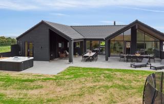 Amazing Home In Bogense With Sauna - Bogense - 1