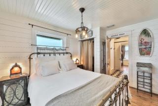 Wake Up to Waves - 3BR on the Sand - 1