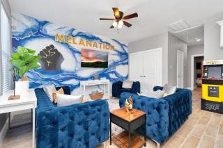 Themed Unit 2BD 2BA Near NRG HOU Med Center S - Houston - 0