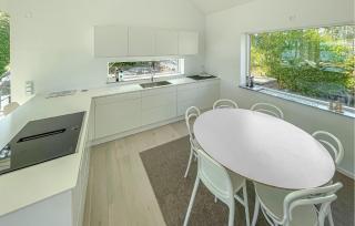 Beach Front Home In Åkersberga With Sauna - Åkersberga - 4