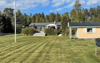 Amazing Home In Motala With Wifi - Motala - 9