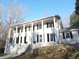 Southern Collective Sleeps8! Airport-beltline - 8