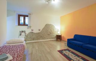 Gorgeous Apartment In Solferino - Solferino - 1
