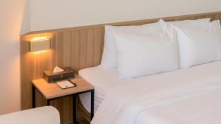 The Van Hotel - 6