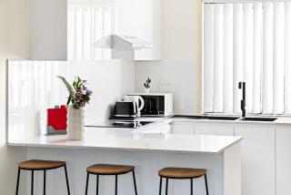 Tranquil Double Room - Walk to Train & Cabramatta Eats - Shared Bathroom - Cabramatta - 3