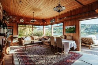 Okere Lake House - Lakefront with Private Jetty - Okere Falls - 7