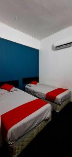 Captain Hotel Cafe & Bistro - Sitiawan - 0