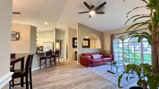 Casita Linda 3BR 2BA Home with Heated Pool and Lush Backyard - 2