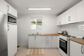 Gothic Pde 16, Currimundi - Kawana Waters - 9