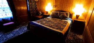 Merry Dawn houseboat - Srinagar - 5