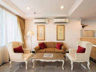 Romance Hotel Srinakarin - 1