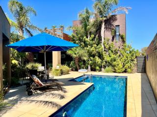 Pacific Paradise - 9