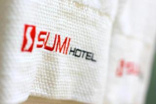 Sumi Hotel Surabaya - Surabaya - 2