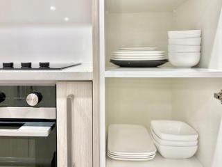 High-Floor 2BR Apartment Near Sky Tower Pool Gym - Auckland - 4