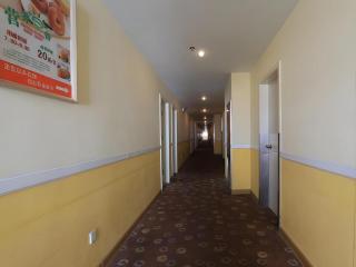 GreenTree Alliance Hotel Changzhou High-speed Railway Station Tianning Times Square - Changzhou - 1