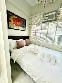 Studio Two Condominium - Olive - 5