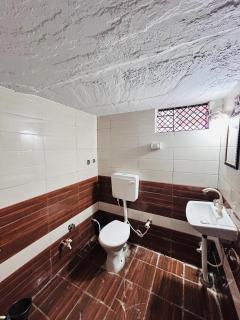 Athiyas Homestay - 2