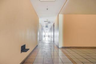 OYO 90949 Apartement Cibubur Village kaisar property Lobby B - - 1
