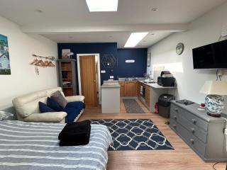 The Hive - Fishbourne - 2