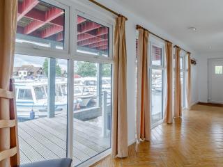 Spinaker-18149 - Wroxham - 5