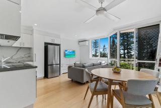 Kirra On The Beach Apartments Unit 304 - Gold Coast - 0
