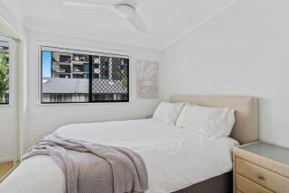 Kirra On The Beach Apartments Unit 304 - Gold Coast - 8