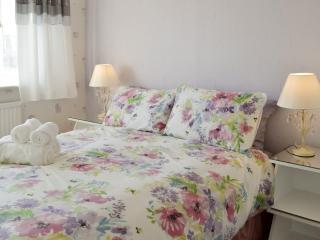 Amazing Cottage In Filey With 3 Bedrooms And Wifi - Filey - 7